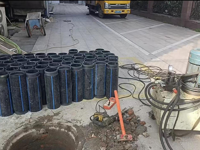 站前PE置换管厂家 DN315置换管 非开挖管短管置换